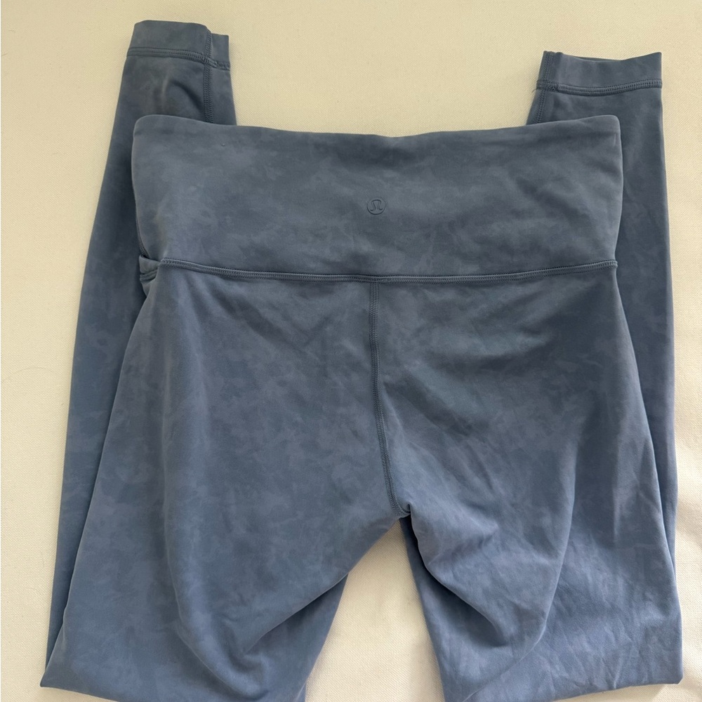 lululemon blue camo size 8